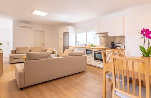 El Ejido Apartment | HOMEABOUT LA MERCED PENTHOUSE 20 (4BR 2BT)