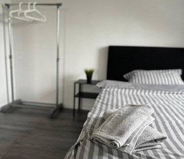 Hochheide Apartment | HomeBerg Duisburg - feine 3 Zimmer, 4 Betten, 60qm in Top Lage