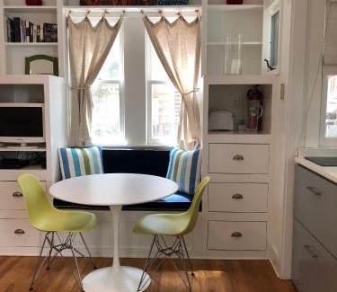Seaside House | Homecoming