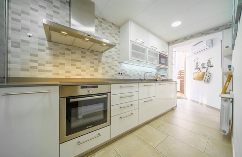 Pineda de Mar Apartment | HomeHolidaysRentals Liberty - Costa Barcelona