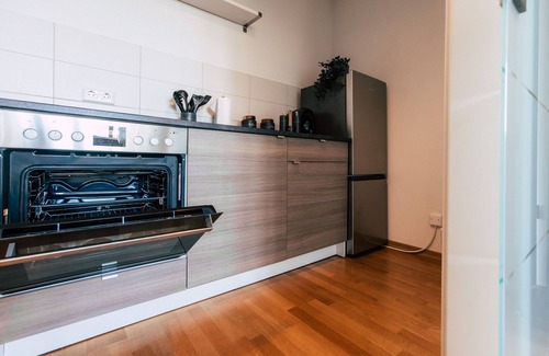 Zentrum-Nord Apartment | Homely 2-zimmer-appartement mit Küche - Luga Homes - Zoo
