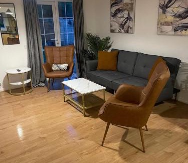 Bletchley House | Homely 3-bed home Milton Keynes