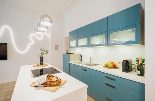 Moabit Apartment | Homely Berlin - Luxurious, Spacious, Near Victory Column, River