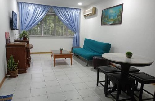 Kuching Apartment | Homely Comforts: 2B Flat in Kuching