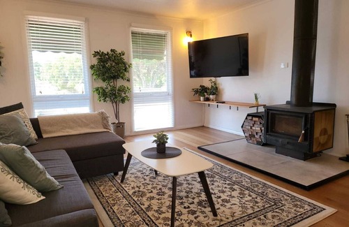Geelong House | Homely Getaways In Belmont - 20% OFF