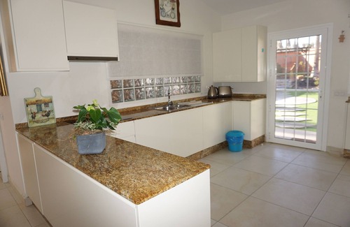 San Miguel de Abona Villa | Homely luxury villa within private gardens. Great for golfers-