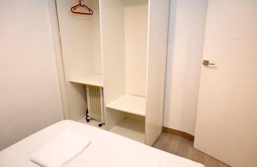 Les Corts Apartment | Homenfun Barcelona Les Corts