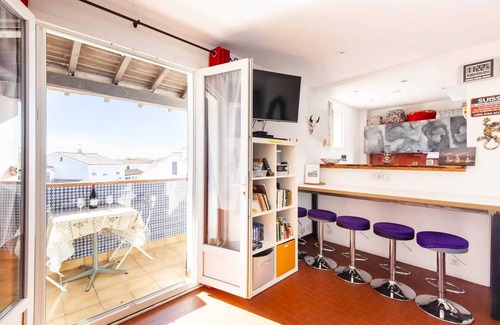 Saintes-Maries-de-la-Mer Apartment | Homerez - Spacious apartment Saintes-Maries-de-la-Mer 53 m² pets allowed