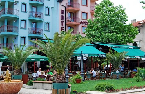 Pomorie Apartment | Homerez - 300 m away from the beach! Nice appartement for 6 ppl. at Pomorie