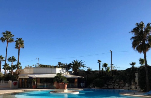 La Bocca Apartment | Homerez - 50 m away from the beach! Appartement for 4 ppl. with shared pool