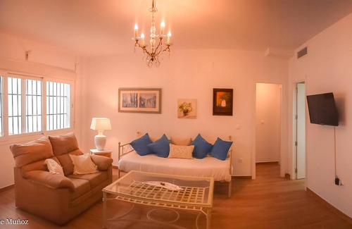 Penaflor Apartment | Homerez - Amazing appartement for 4 ppl. at Peñaflor