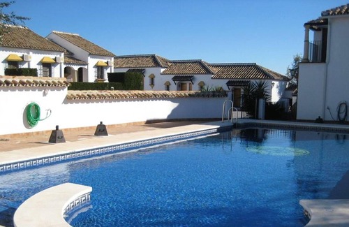 Hornachuelos House | Homerez - Amazing house for 6 ppl. with shared pool at Hornachuelos