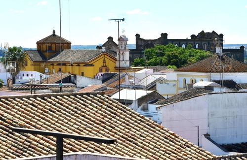 Penaflor House | Homerez - Amazing house for 5 ppl. with balcony at Sevilla, Peñaflor