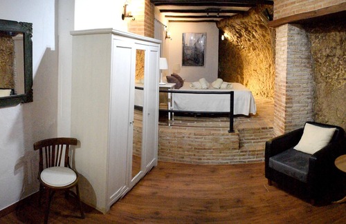 Penaflor Apartment | Homerez - Amazing studio for 2 ppl. at Peñaflor