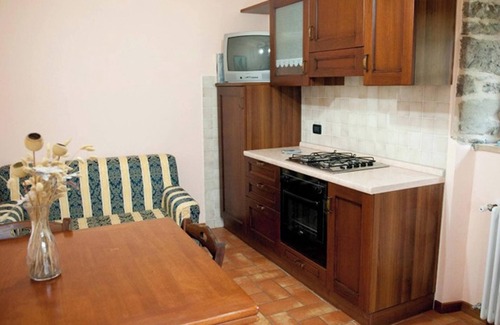 Caprese Michelangelo Apartment | Homerez - Apt in Caprese Michelangelo