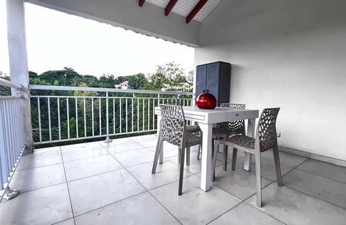 Sainte-Anne Apartment | Homerez - Apartment in Sainte-Anne