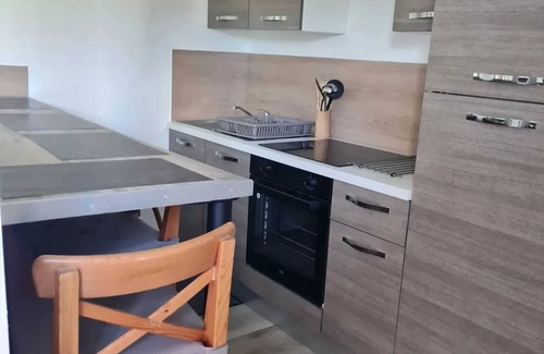 Le Castellet Apartment | Homerez - Apartment in Castellet