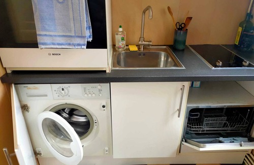 Clichy Apartment | Homerez - Apartment in Clichy, 35 m².