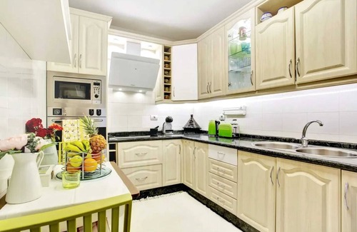 Tabaiba Apartment | Homerez - Apartment with sea view in Tabaiba 125 m²