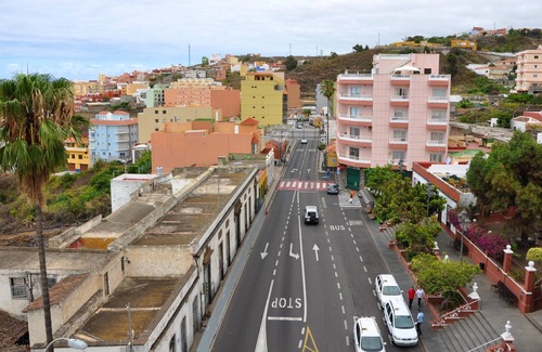 El Guincho Apartment | Homerez - Appartement 2 km away from the beach for 5 ppl. at Icod de los Vinos