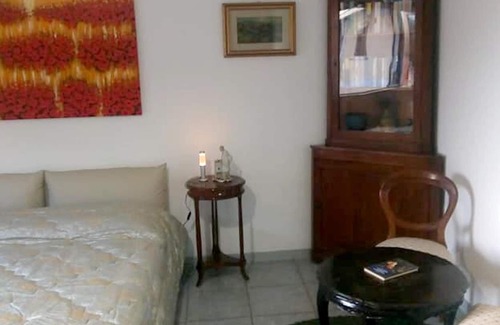 Vibo Valentia Apartment | Homerez - Appartement 13 km away from the beach for 3 ppl. at Vibo Valentia