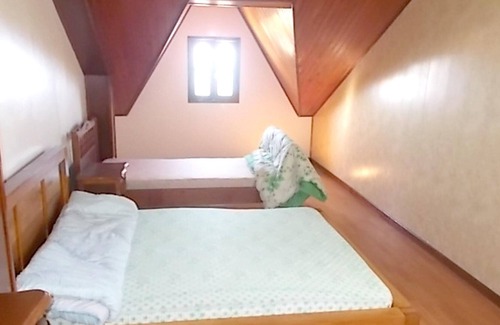 Bois de Nefles Apartment | Homerez - Appartement 12 km away from the beach for 4 ppl. at Saint-Paul