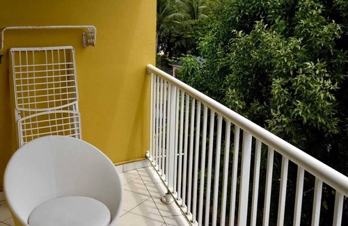 Le Gosier Apartment | Homerez - Apt Le Gosier, sea view
