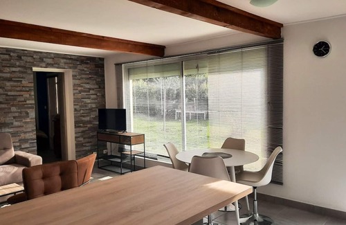 Pelissanne Apartment | Homerez - Beautiful appartement for 4 ppl. with terrace at Pélissanne