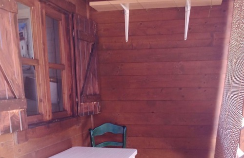 Punta Umbria House | Homerez - Beautiful bungalow for 2 ppl. with terrace and balcony at Punta Umbría