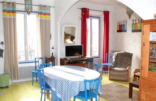 Reillanne House | Homerez - Beautiful house for 6 ppl. with garden and terrace at Reillanne