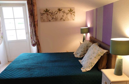 Duravel Apartment | Homerez - Beautiful studio for 2 ppl. with shared pool and garden at Duravel
