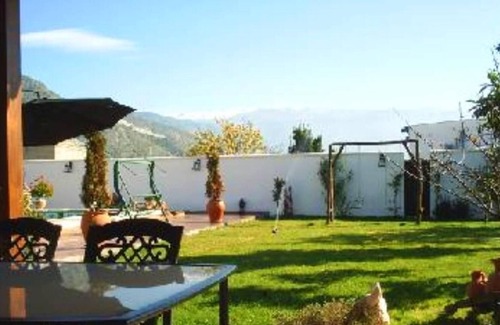 Padul Villa | Homerez - Beautiful villa for 6 ppl. with swimming-pool and terrace at Padul