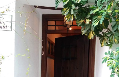 Quesada House | Homerez - Big house for 12 ppl. with balcony at Quesada