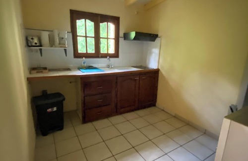 Baille-Argent Apartment | Homerez - Bright apartment in Pointe-Noire with shared pool