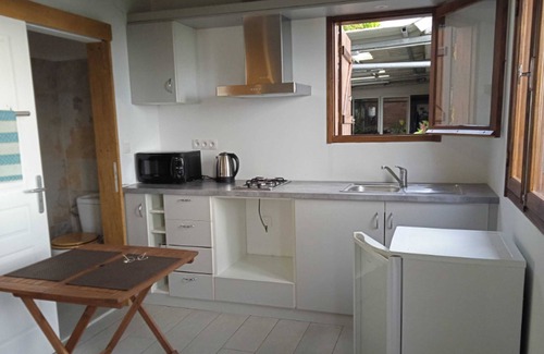 Saint-Paul House | Homerez - Bungalow for 2 ppl. with swimming-pool and sea view at Saint-Paul