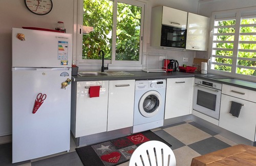 Baie-Mahault House | Homerez - Bungalow in Baie-Mahault, private pool