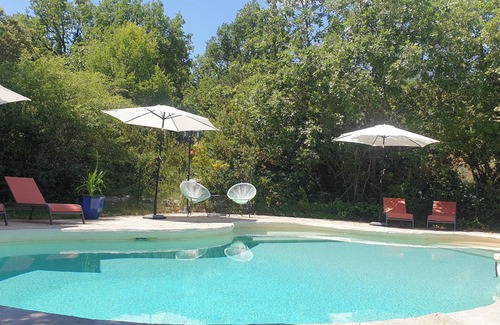 Simiane-la-Rotonde House | Homerez - Charming House in Simiane-la-Rotonde with Pool