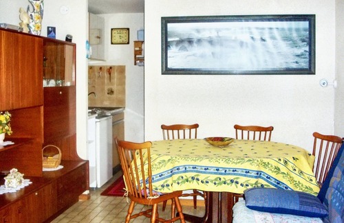 Hourtin Port House | Homerez - Charming House in Hourtin with Fenced Garden