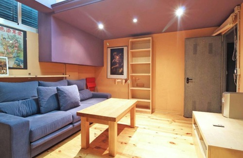 La Goleta Apartment | Homerez - Comfortable Apartment in Málaga