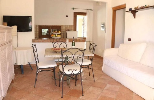 Campulongu House | Homerez - Comfortable House in Campulongu with Garden of 90 m²