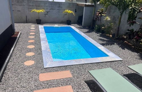Bras-Panon Villa | Homerez - Cosy Villa in Bras-Panon with Pleasant Garden