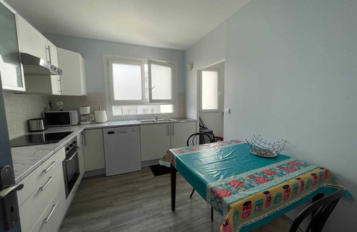 Les Hautes Noues Apartment | Homerez - Flat in Villiers-sur-Marne