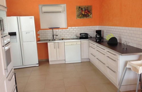Saint-Privat-des-Vieux Villa | Homerez - Villa in Saint-Privat-des-Vieux