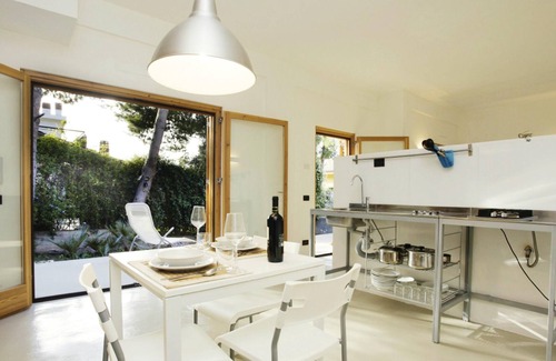 Torre Colonna-sperone House | Homerez - House 1 km away from the beach for 4 ppl. at Torre Colonna-Sperone