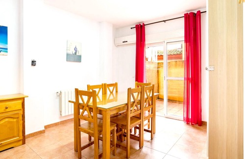 Lepe House | Homerez - House 2 km away from the beach for 8 ppl. with shared pool at Lepe