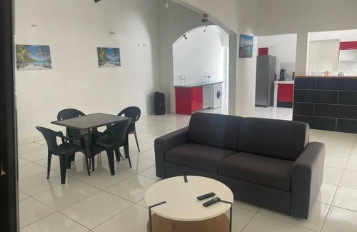 Sainte-Anne House | Homerez - House in Sainte-Anne