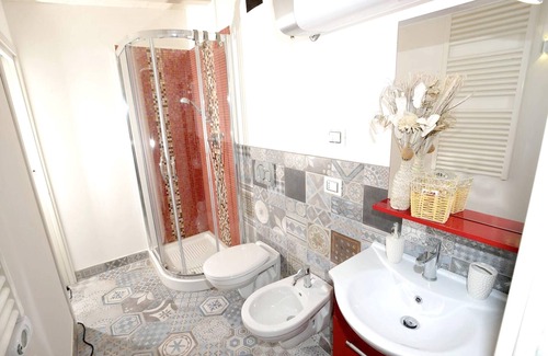 Diano San Pietro House | Homerez - House for 2 ppl. with jacuzzi and terrace at Diano San Pietro