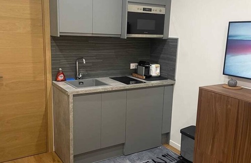 Malakoff Apartment | Homerez - Modern Studio in Malakoff