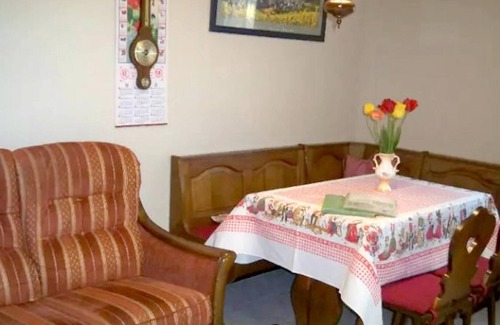 Jebsheim Apartment | Homerez - Nice appartement for 4 ppl. with garden and terrace at Jebsheim