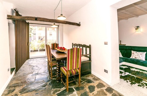 Borganzo Apartment | Homerez - Nice appartement 5 km away from the beach with shared pool and jacuzzi